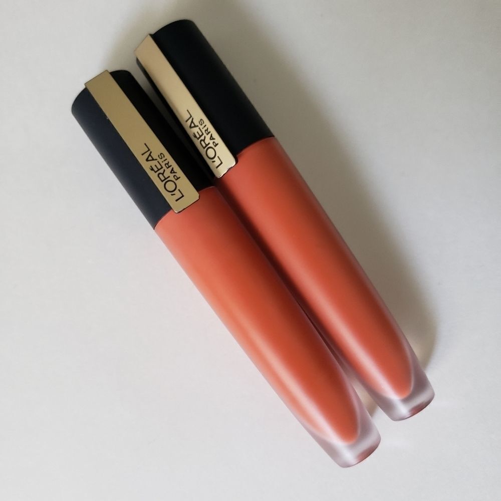 Pack of 2 L'Oreal Lipstick - Picture 3 of 3